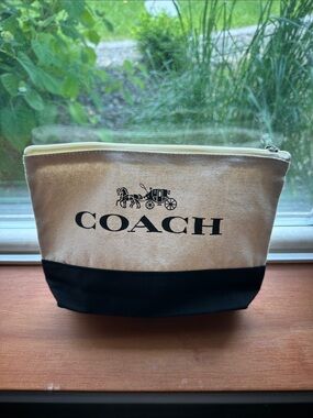 Two-Tone Canvas Cosmetic Pouch - Cream and Black
Handmade